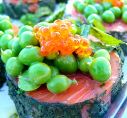 Salmon with peas.JPG